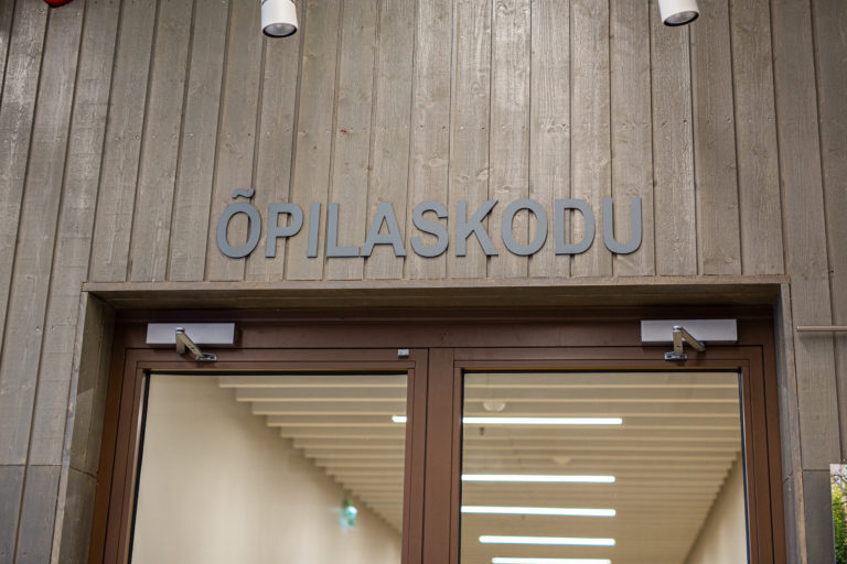 Õpilaskodu silt
